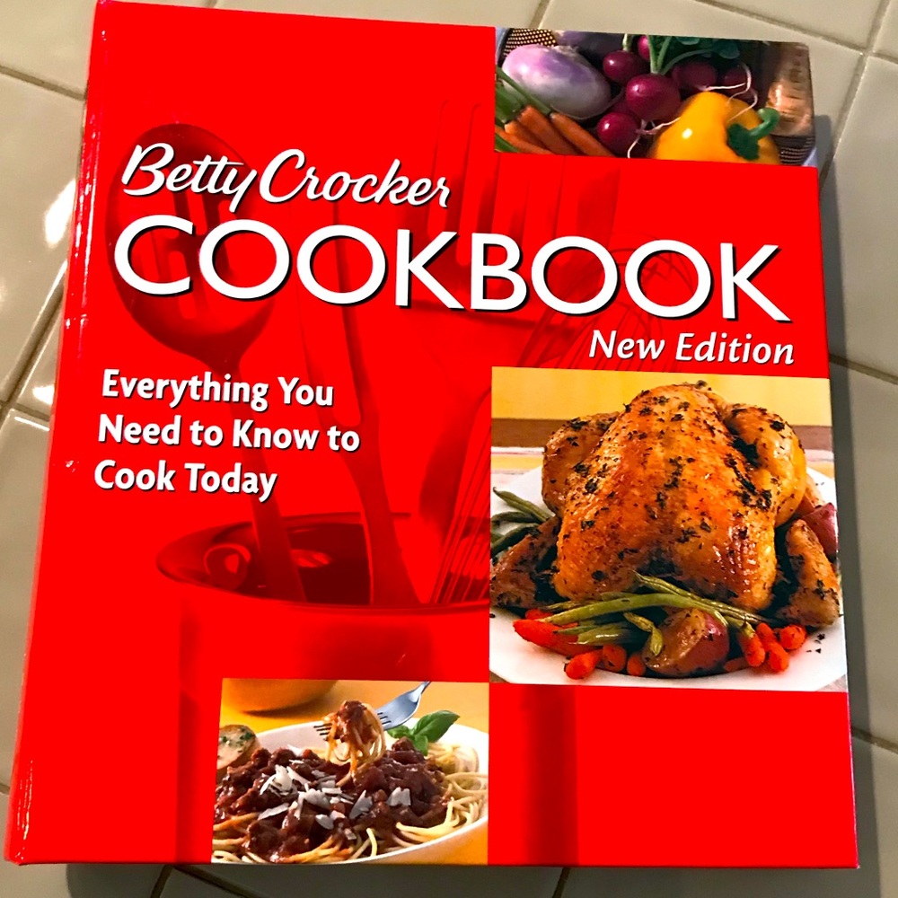 Betty Crocker Binder Hardback Cookbook